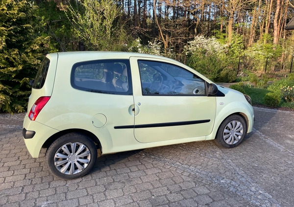 Renault Twingo cena 7500 przebieg: 205000, rok produkcji 2008 z Świebodzice małe 46